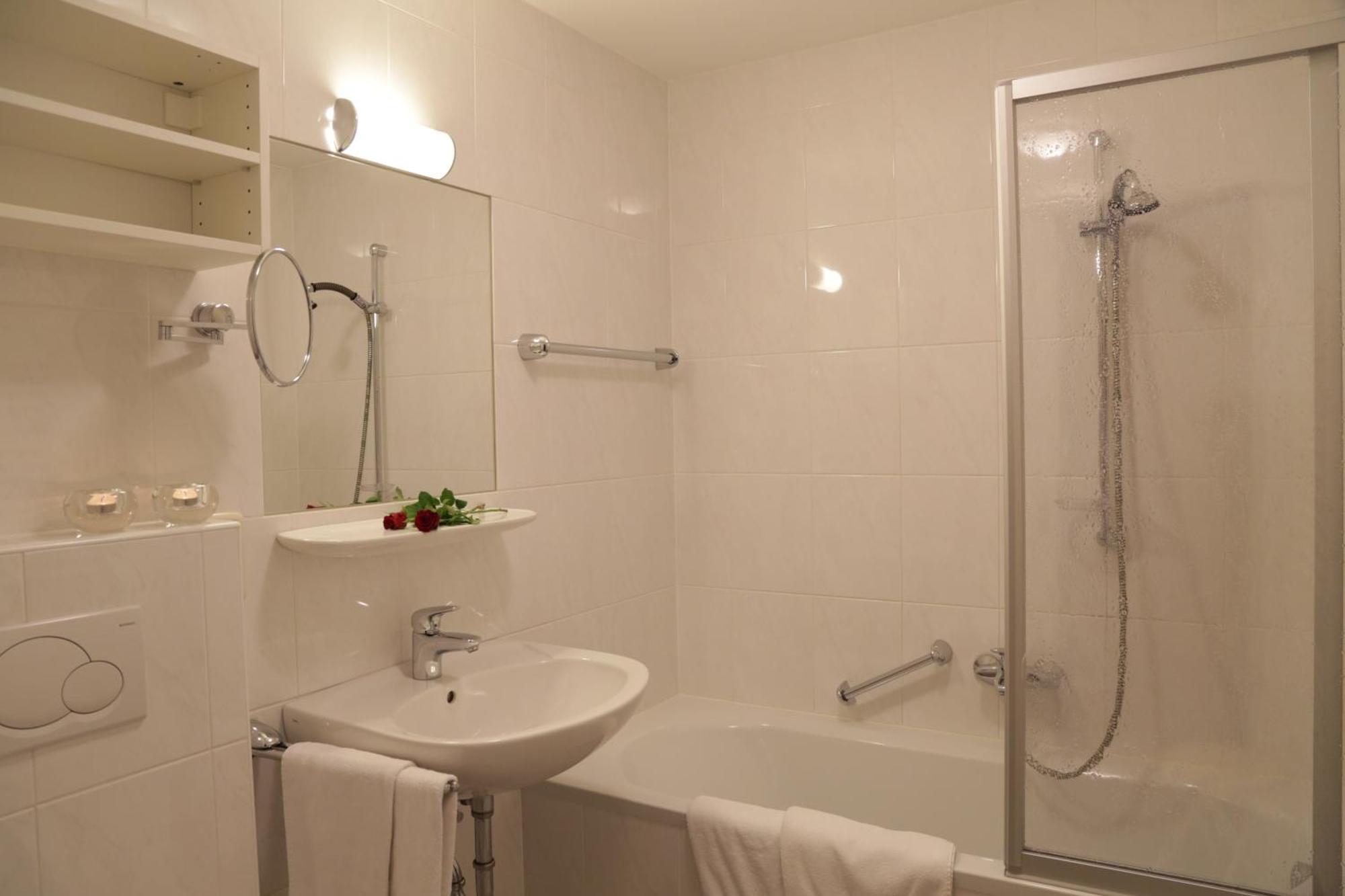 Gaestehaus Luise Waidring Habitación foto